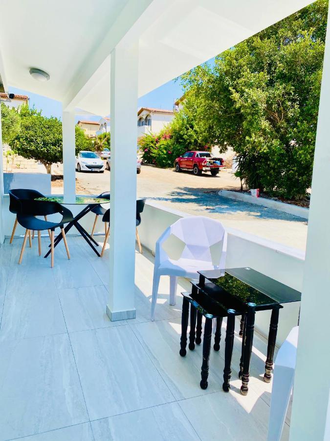 Sandy Bay Villa 아이아 나파 외부 사진