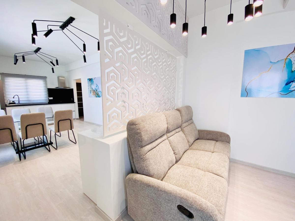 Sandy Bay Villa 아이아 나파 외부 사진